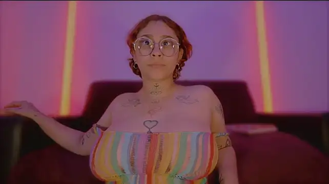 Lilmuh_ Chat XXX in diretta