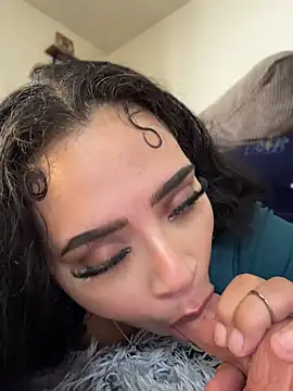 عرض كام CarmelaAnthony