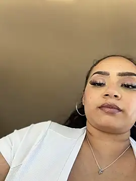 عرض كام CarmelaAnthony
