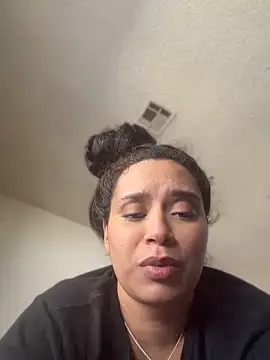 Webkamerová show CarmelaAnthony