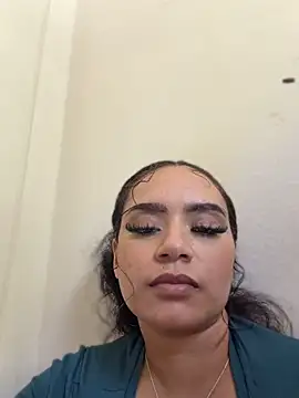 CarmelaAnthony – live chatrum
