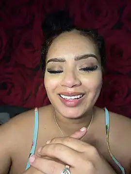 Show modela CarmelaAnthony na web-kameri