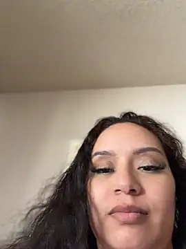 Show modela CarmelaAnthony na web-kameri