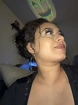 عرض كام CarmelaAnthony