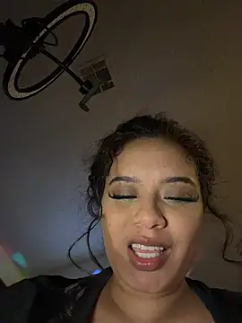 Webkamerová show CarmelaAnthony