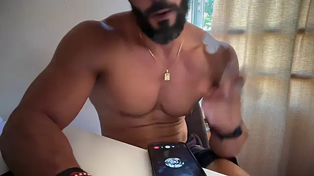 Show de romeolovedark na webcam