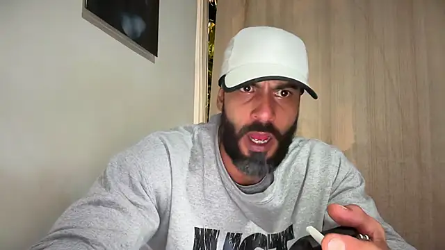romeolovedark's Webcam Show