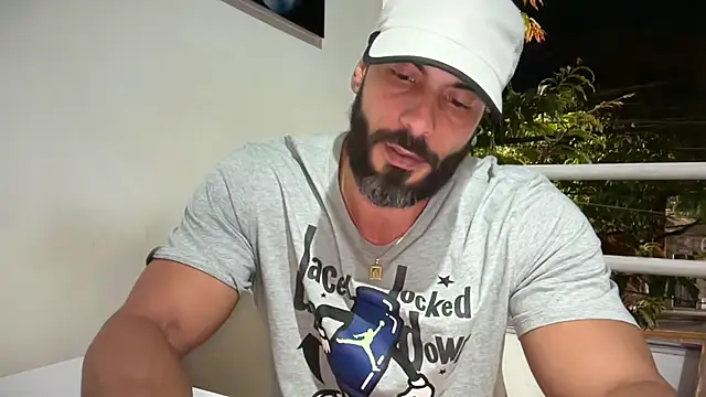 عرض كام romeolovedark