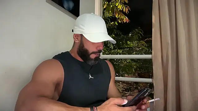 romeolovedark Adlı Modelin Web Kamerası Şovu