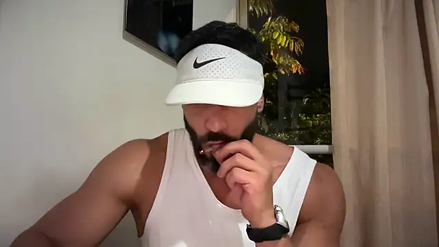 romeolovedark's Webcam Show