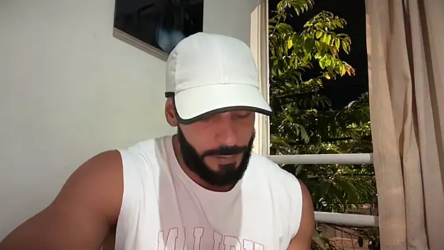 Show de romeolovedark na webcam