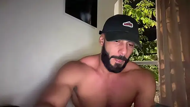Show de romeolovedark na webcam