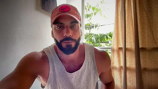 Show de romeolovedark na webcam