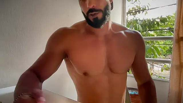 romeolovedark webcam show