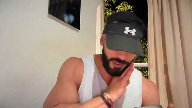 romeolovedark webcam show