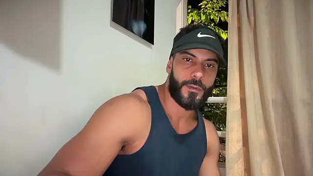 romeolovedark's Webcam Show