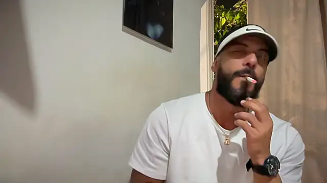 Show de romeolovedark na webcam