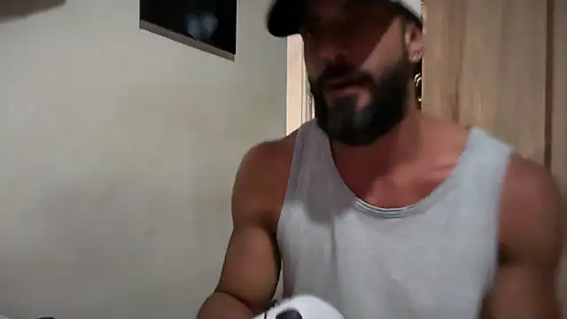 romeolovedark – webcam-show