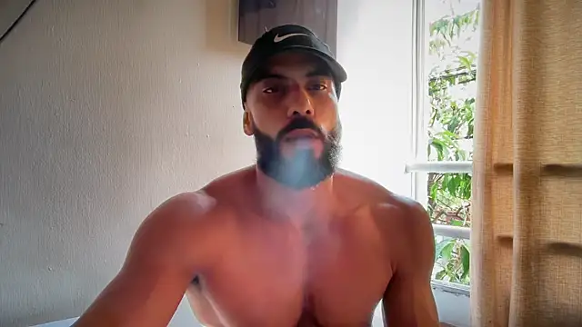romeolovedark Adlı Modelin Web Kamerası Şovu