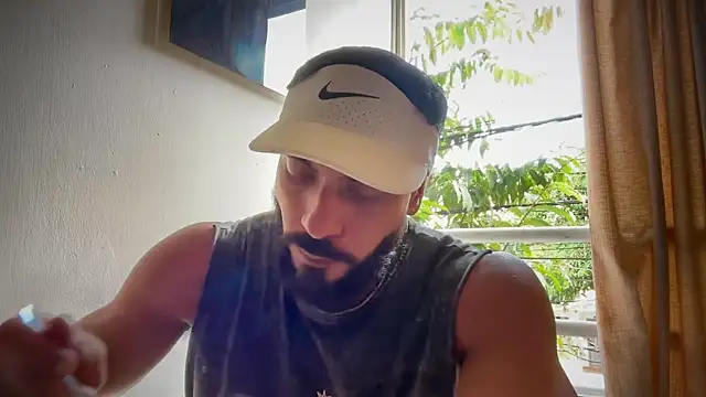 Show modela romeolovedark na web-kameri