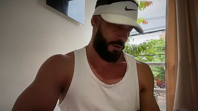 romeolovedark's Webcam Show