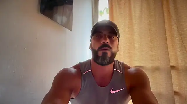 romeolovedark Show in webcam