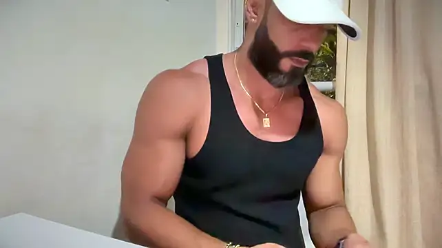 Show modela romeolovedark na web-kameri