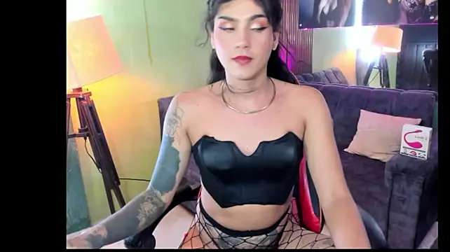 Pokazy przed kamerką – ximena22love