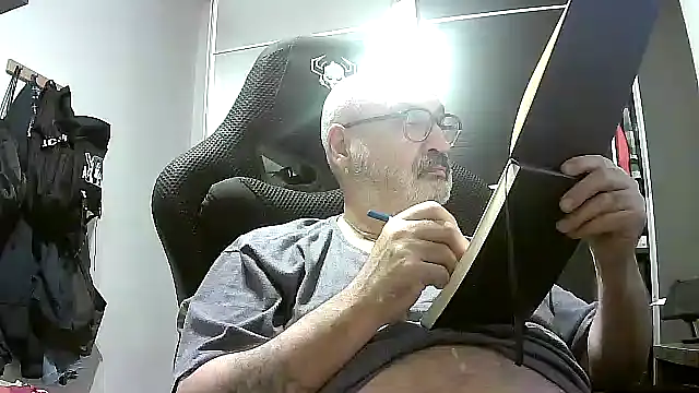 הופעת וובקאם של Nanferplus71