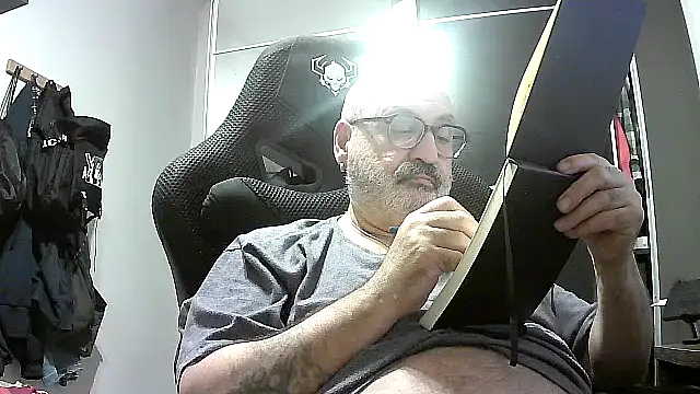 Nanferplus71's Webcam Show