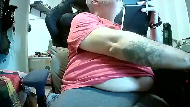 Nanferplus71 Show in webcam