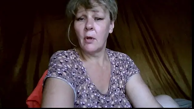 karina_ren_'s Live XXX Chat