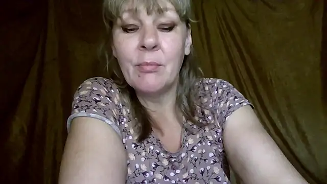 karina_ren_ Adlı Modelin Canlı XXX Sohbeti
