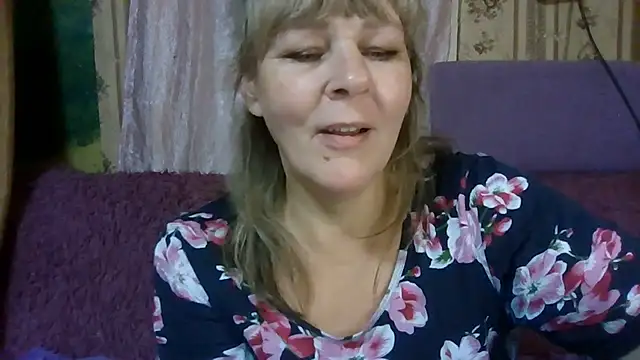 XXX chat uživo modela karina_ren_