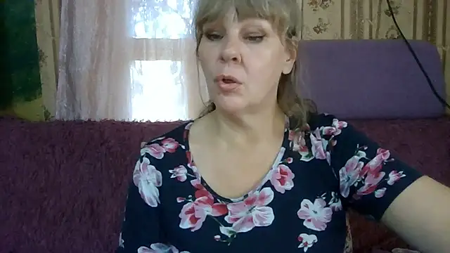karina_ren_ Chat XXX in diretta