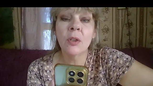 karina_ren_'s Live XXX Chat