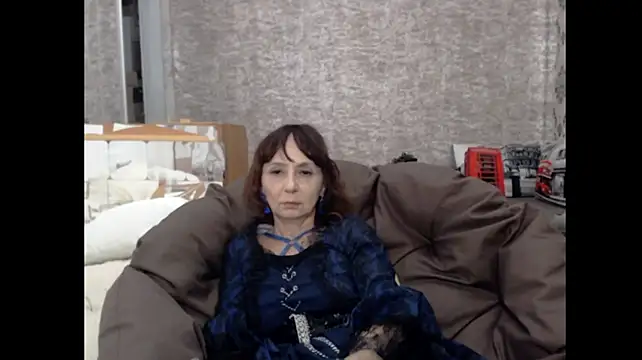 AnnieEltgant's Webcam Show