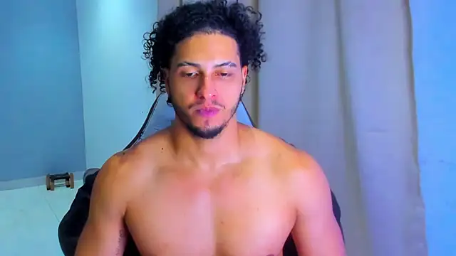 Kris_Khalifa69's Live XXX Chat