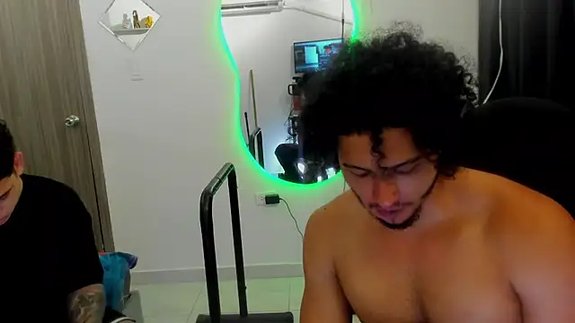 Kris_Khalifa69 Adlı Modelin Web Kamerası Şovu