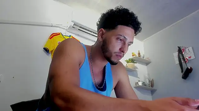 Kris_Khalifa69 Webcam Show