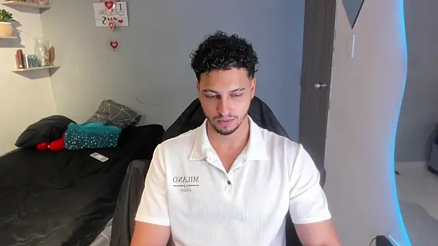 Kris_Khalifa69 Adlı Modelin Web Kamerası Şovu