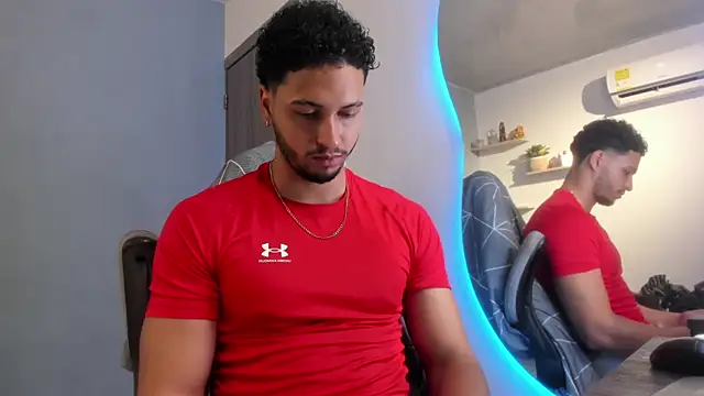Kris_Khalifa69 Adlı Modelin Web Kamerası Şovu