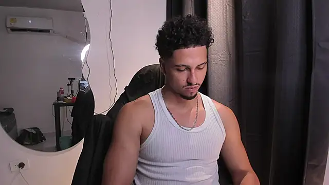 Kris_Khalifa69 Pertunjukan Webcam