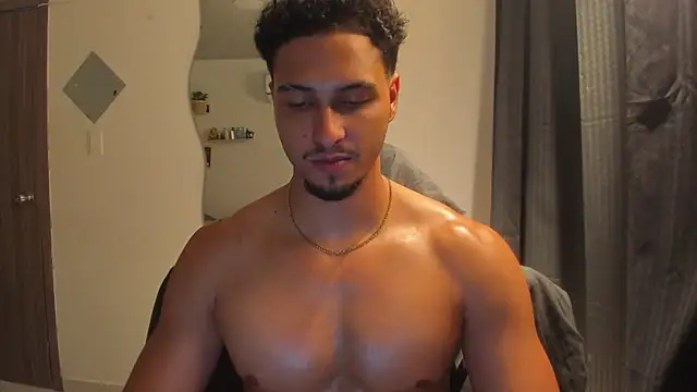 Kris_Khalifa69 Show Webcam
