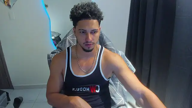 Kris_Khalifa69 webcam show