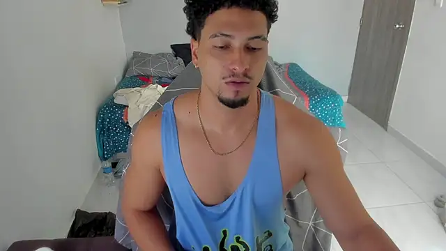 Kris_Khalifa69のウェブカメラショー