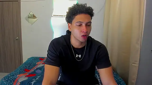 Kris_Khalifa69 ওয়েবক্যাম শো