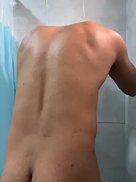 Kris_Khalifa69 webkamerás műsora