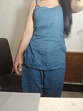 Chanchal--Navya – Live XXX-chat