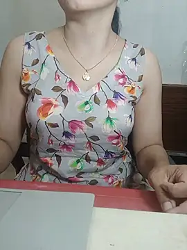 Chanchal--Navya – Naživo XXX chat